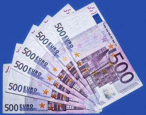 Кредит до 50 000 евро with лошо ЦКР и обезпечение
