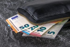 Кредити от частни лица за хора с лошо ЦКР